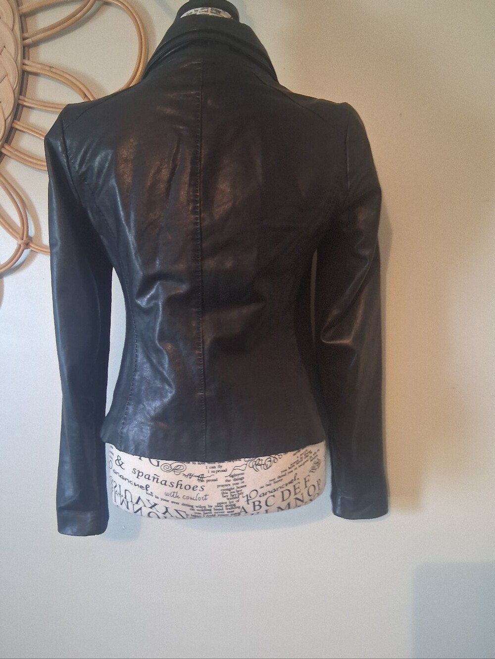 Vince Black Lamb Leather Scuba Jacket Size XS P2P 18 - Picture 6 of 10